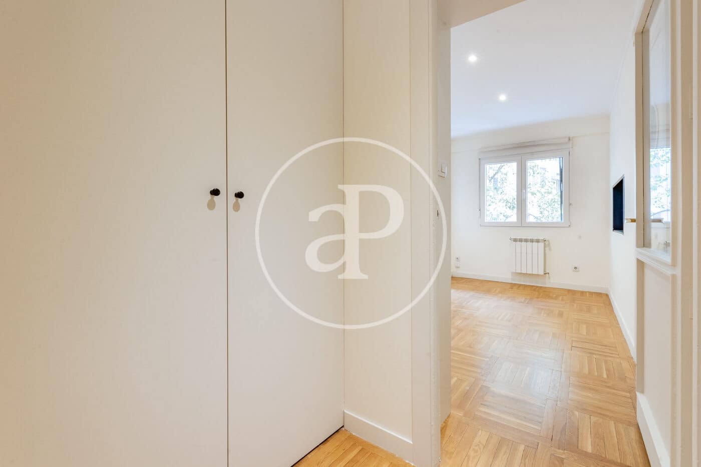 3 slaapkamer Appartement te huur in Madrid stad - € 3.200 (Ref: 9637619)