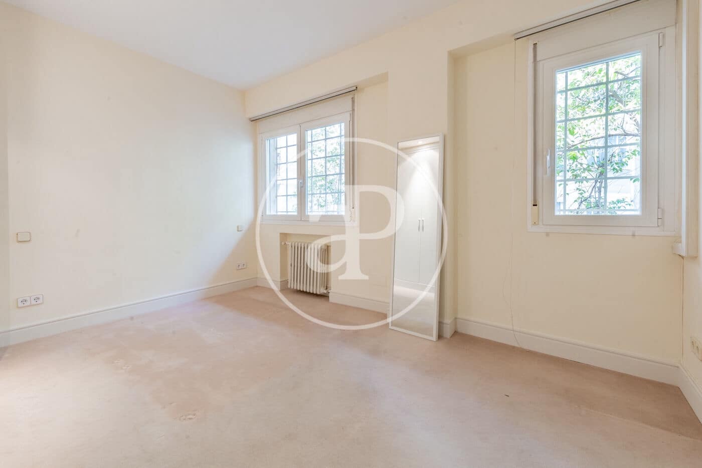 3 slaapkamer Appartement te huur in Madrid stad - € 3.200 (Ref: 9637619)