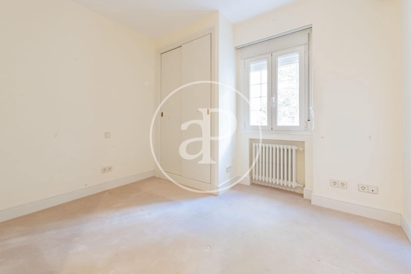 3 slaapkamer Appartement te huur in Madrid stad - € 3.200 (Ref: 9637619)