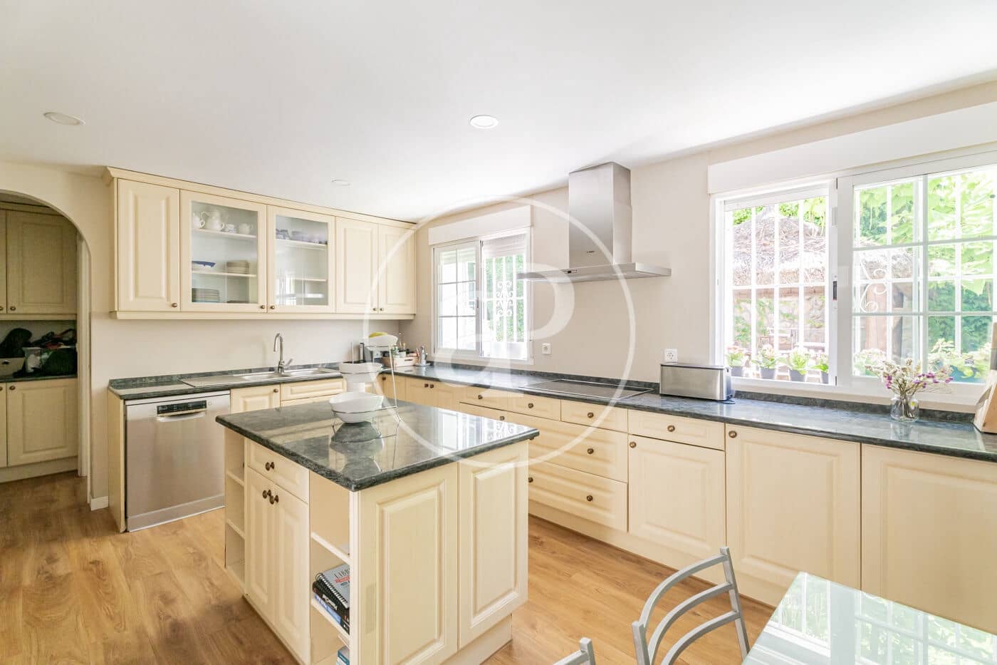 5 makuuhuone Huvila myytävänä paikassa Las Rozas de Madrid mukana uima-altaan - 1 950 000 € (Ref: 9639494)