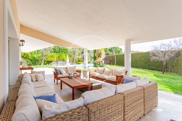 5 makuuhuone Huvila myytävänä paikassa Las Rozas de Madrid mukana uima-altaan - 1 950 000 € (Ref: 9639494)