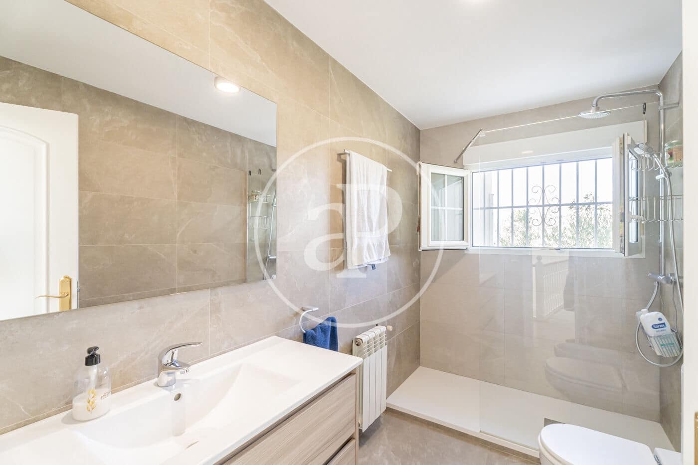 5 makuuhuone Huvila myytävänä paikassa Las Rozas de Madrid mukana uima-altaan - 1 950 000 € (Ref: 9639494)