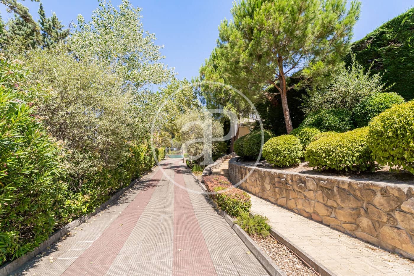 5 makuuhuone Huvila myytävänä paikassa Las Rozas de Madrid mukana uima-altaan - 1 950 000 € (Ref: 9639494)