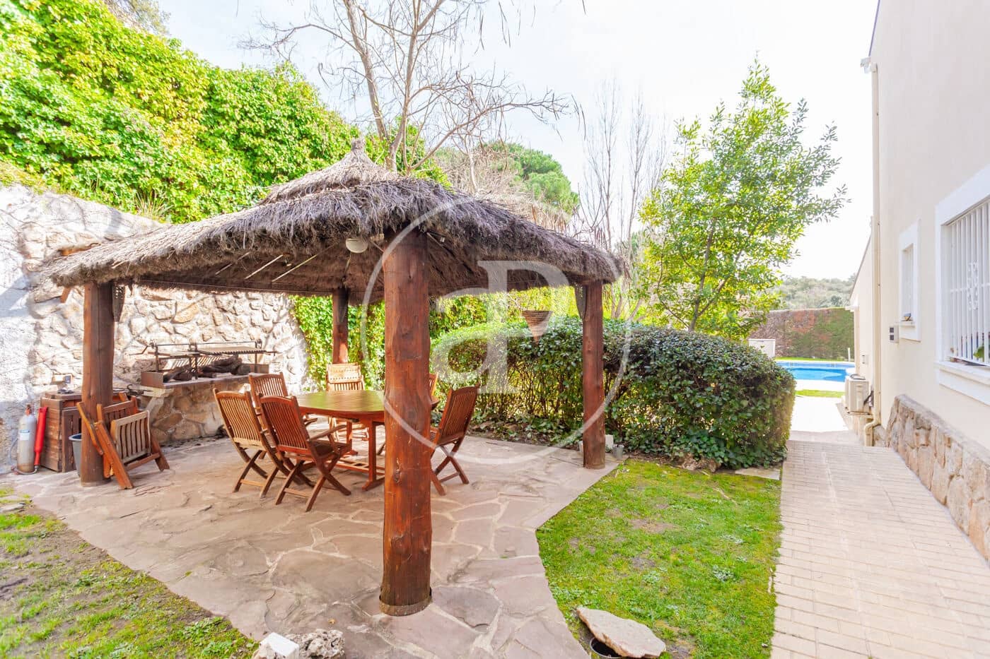 5 makuuhuone Huvila myytävänä paikassa Las Rozas de Madrid mukana uima-altaan - 1 950 000 € (Ref: 9639494)