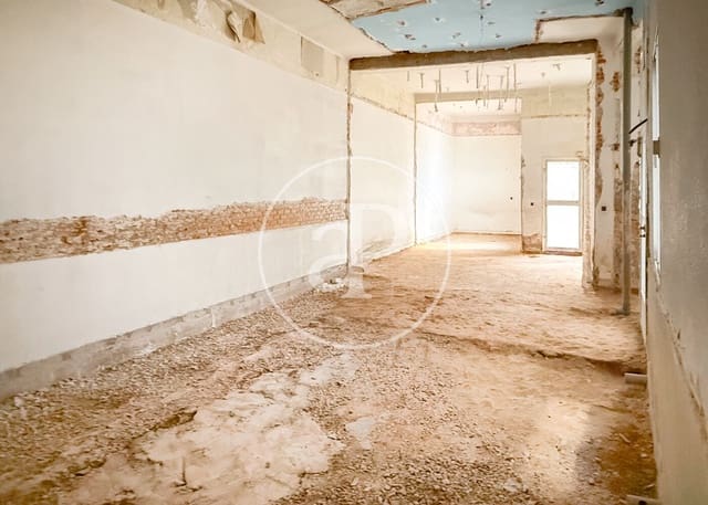 2 bedroom Apartment for sale in Ciudad Jardín, Madrid city - € 475,000 (Ref: 9645035)