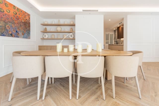 Apartamento de 3 habitaciones en Castellana, Madrid ciudad en venta - 2.920.000 € (Ref: 9645037)