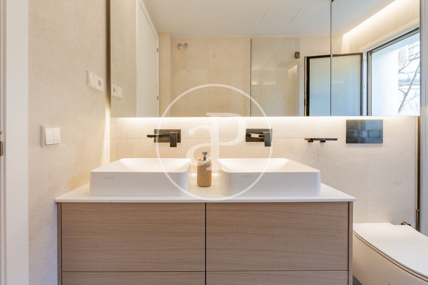 Apartamento de 3 habitaciones en Madrid ciudad en venta - 2.920.000 € (Ref: 9645037)