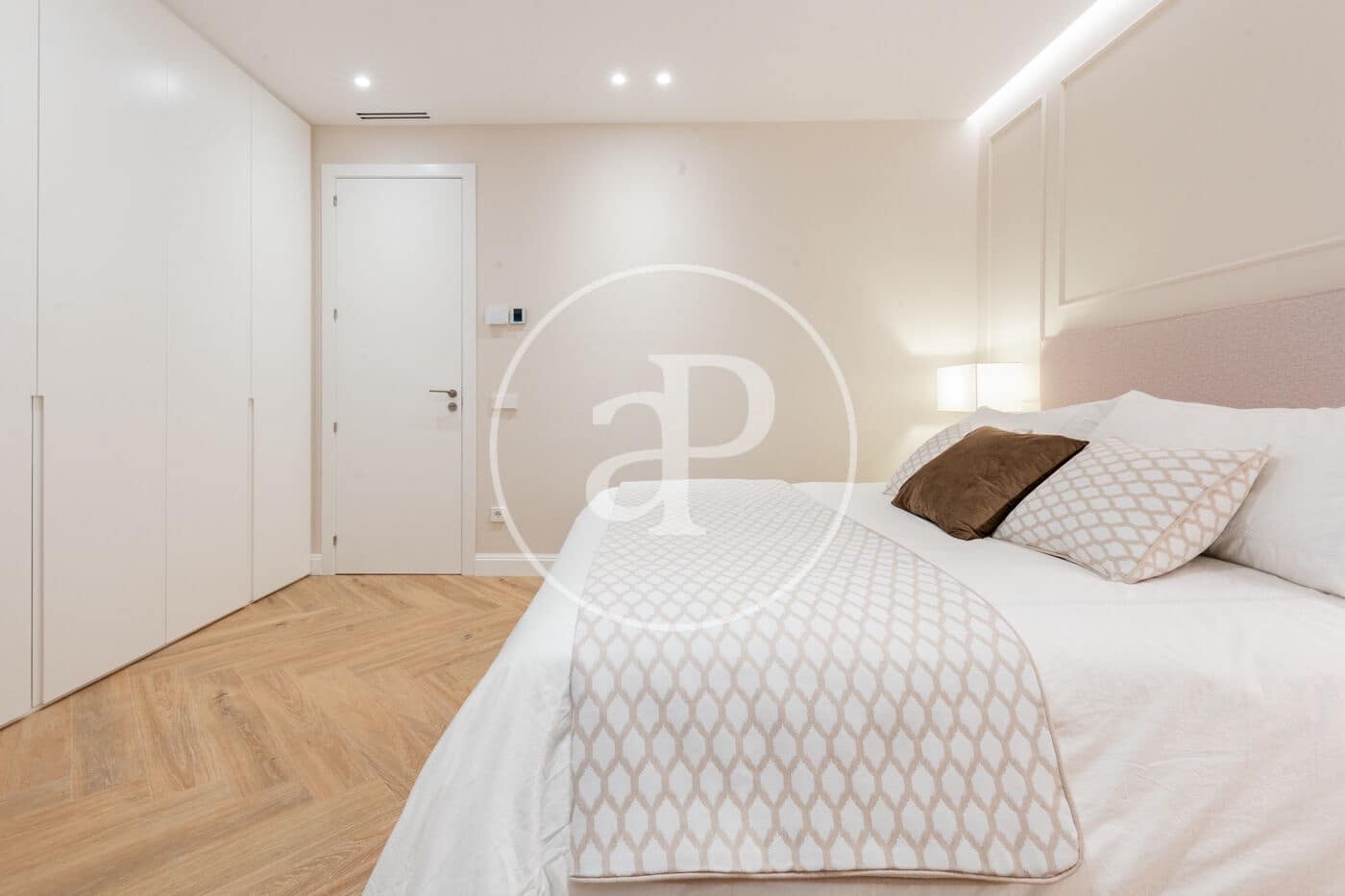 Apartamento de 3 habitaciones en Madrid ciudad en venta - 2.920.000 € (Ref: 9645037)