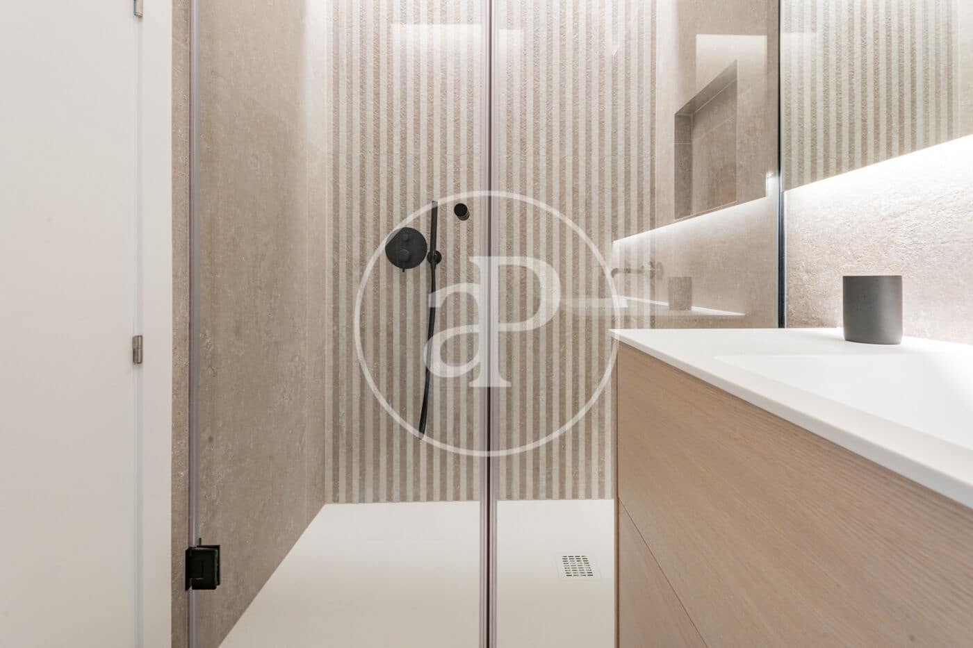 3 bedroom Apartment for sale in Madrid city - € 2,700,000 (Ref: 9645037)