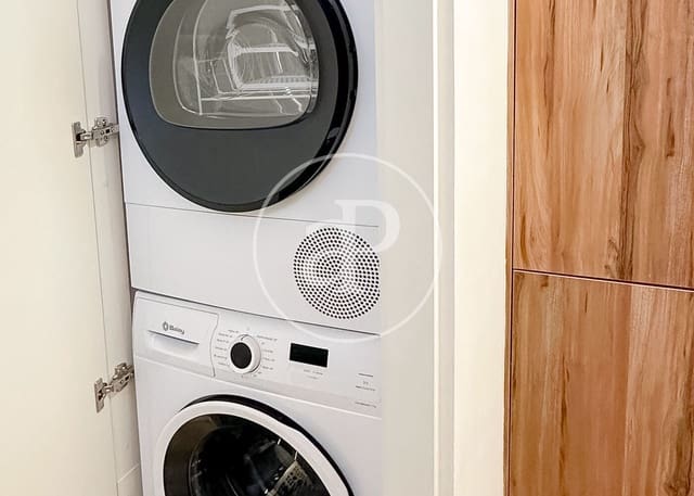 2 bedroom Apartment for rent in Goya, Madrid city - € 2,750 (Ref: 9648129)