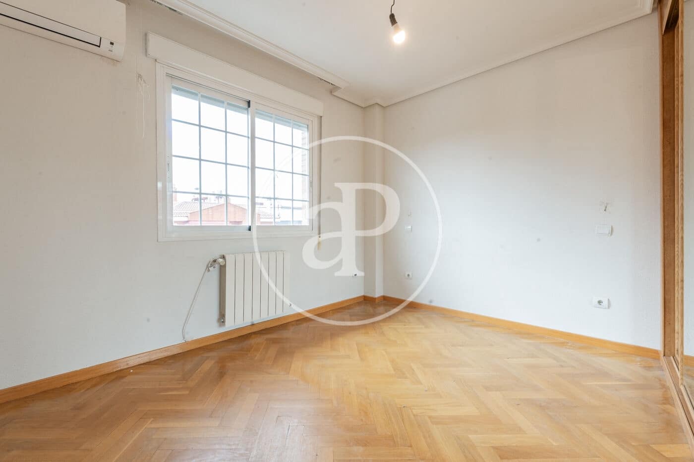 4 bedroom Apartment for sale in Madrid city - € 750,000 (Ref: 9648131)