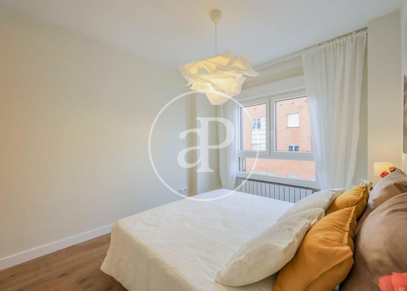 2 Zimmer Apartment zu vermieten in Madrid Stadt - 2.200 € (Ref: 9648132)