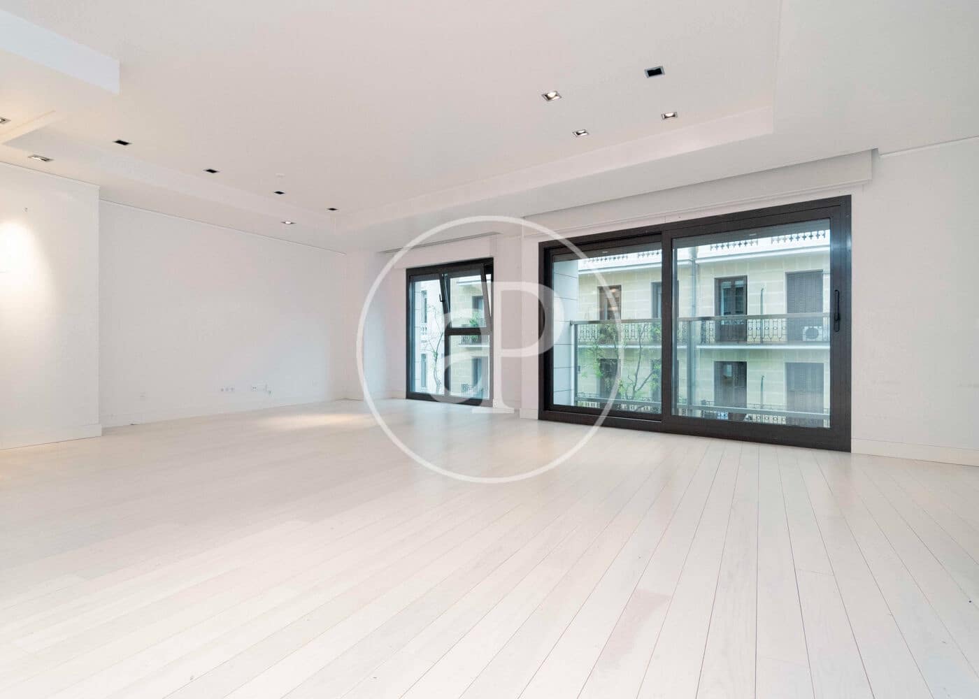 3 Zimmer Apartment zu vermieten in Madrid Stadt mit Pool - 7.400 € (Ref: 9652014)