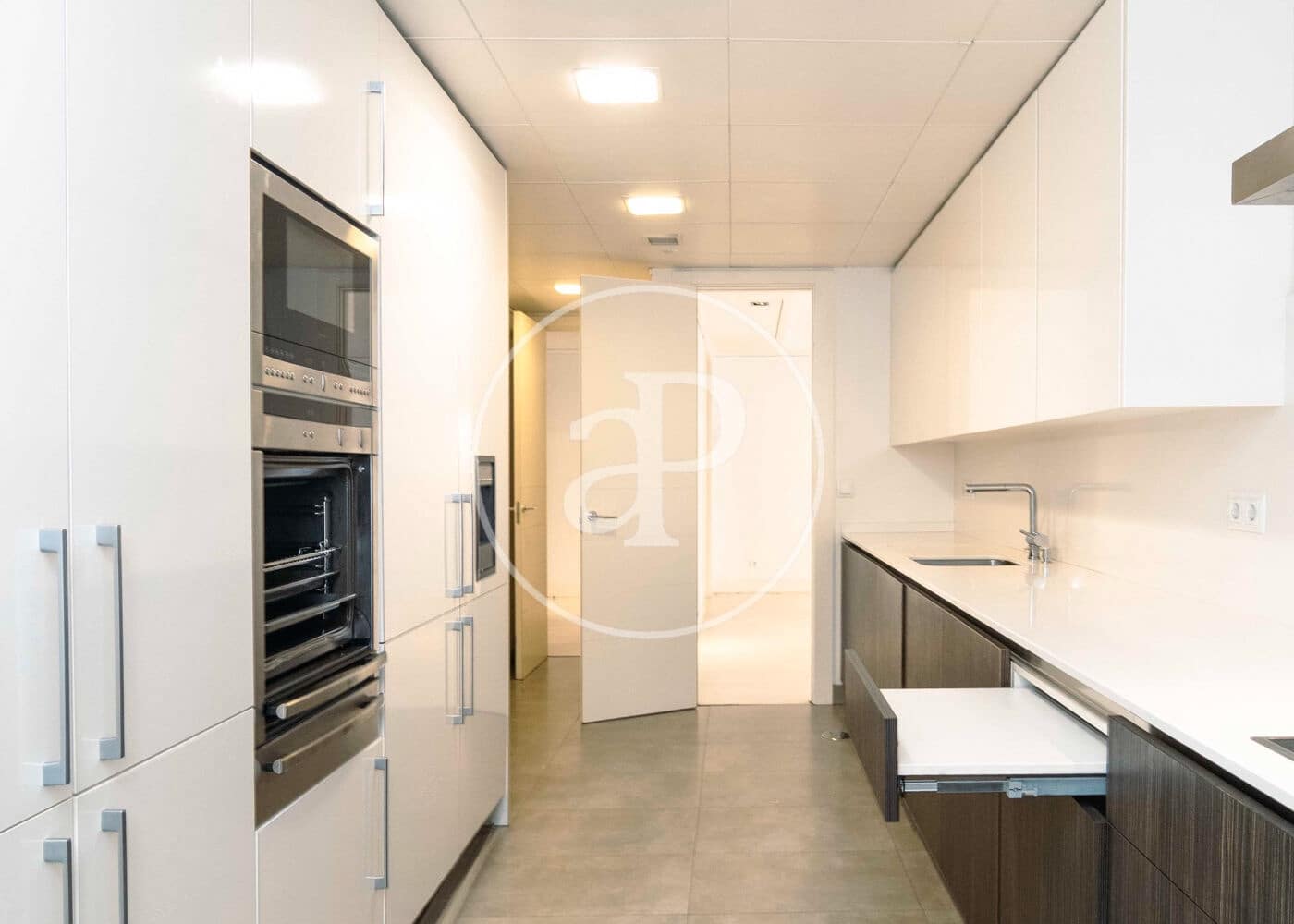 3 Zimmer Apartment zu vermieten in Madrid Stadt mit Pool - 7.400 € (Ref: 9652014)