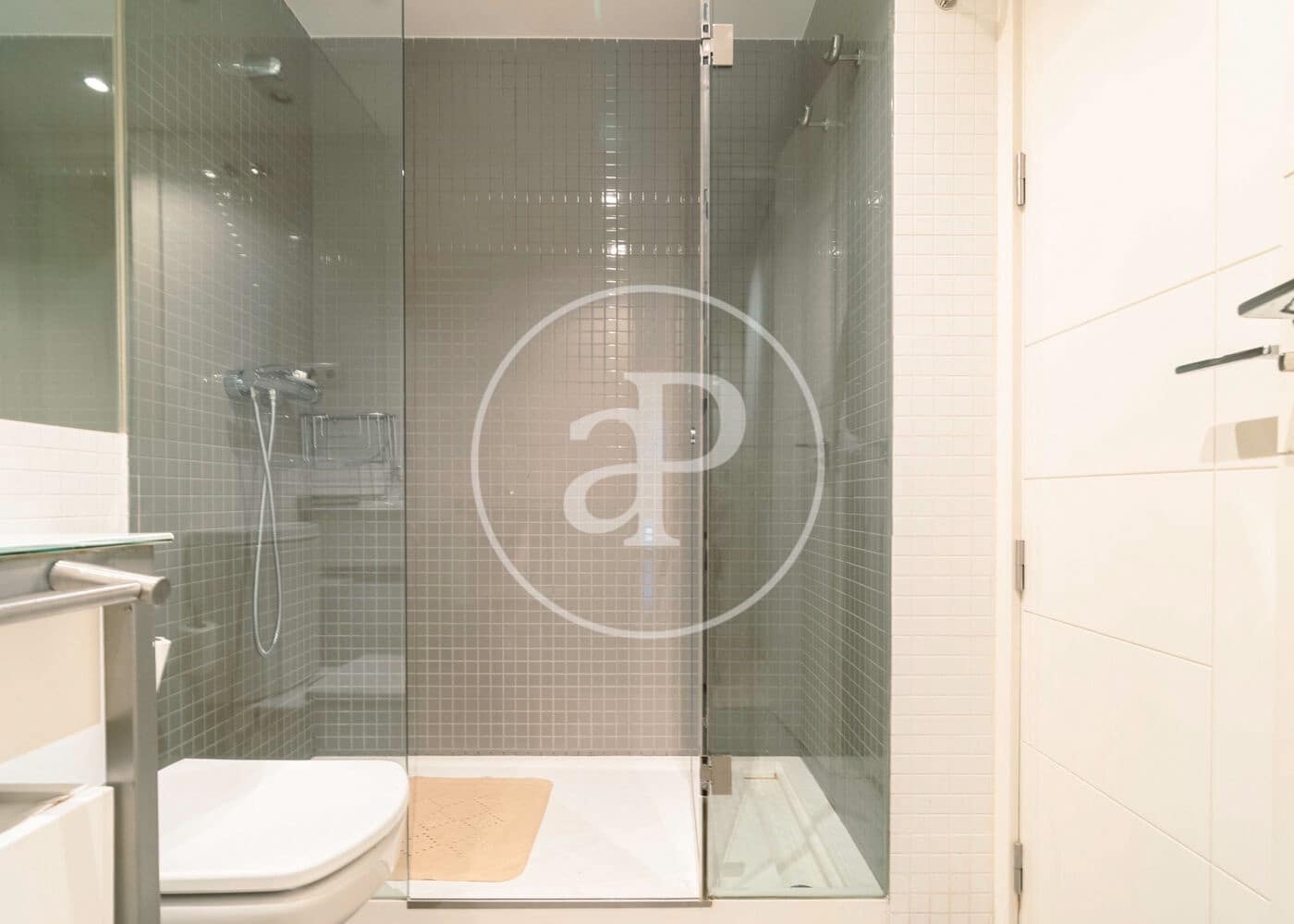 3 Zimmer Apartment zu vermieten in Madrid Stadt mit Pool - 7.400 € (Ref: 9652014)