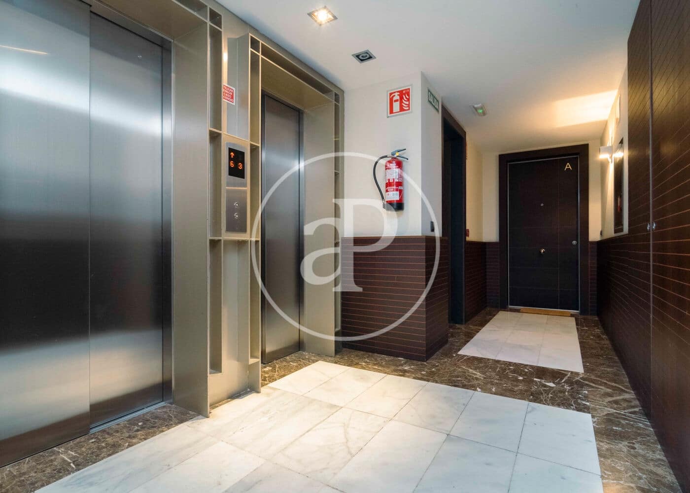 3 Zimmer Apartment zu vermieten in Madrid Stadt mit Pool - 7.400 € (Ref: 9652014)