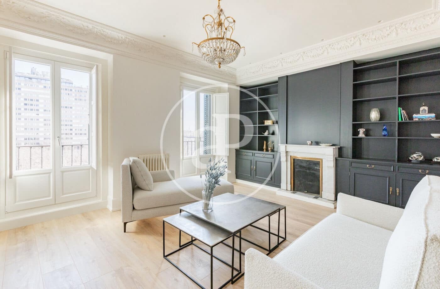 3 quarto Apartamento para arrendar em Madrid cidade - 8 000 € (Ref: 9652016)