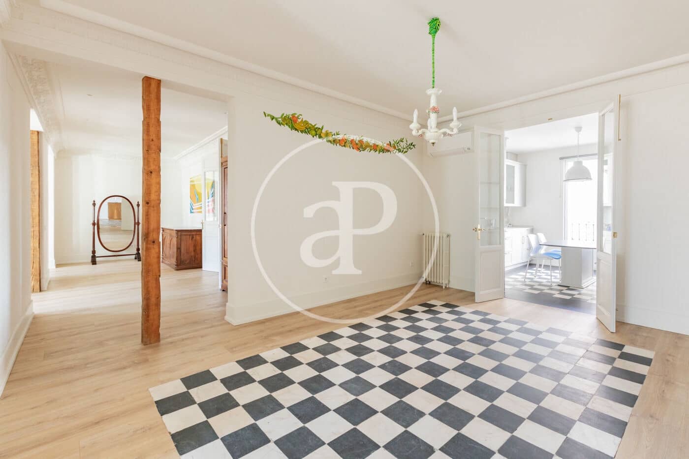 3 quarto Apartamento para arrendar em Madrid cidade - 8 000 € (Ref: 9652016)