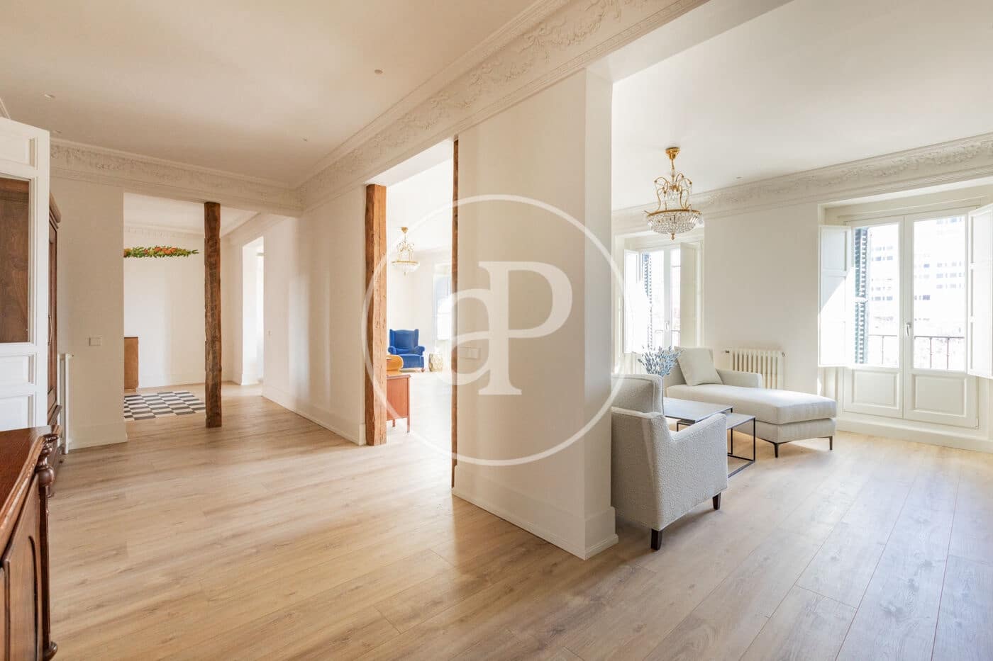 3 quarto Apartamento para arrendar em Madrid cidade - 8 000 € (Ref: 9652016)