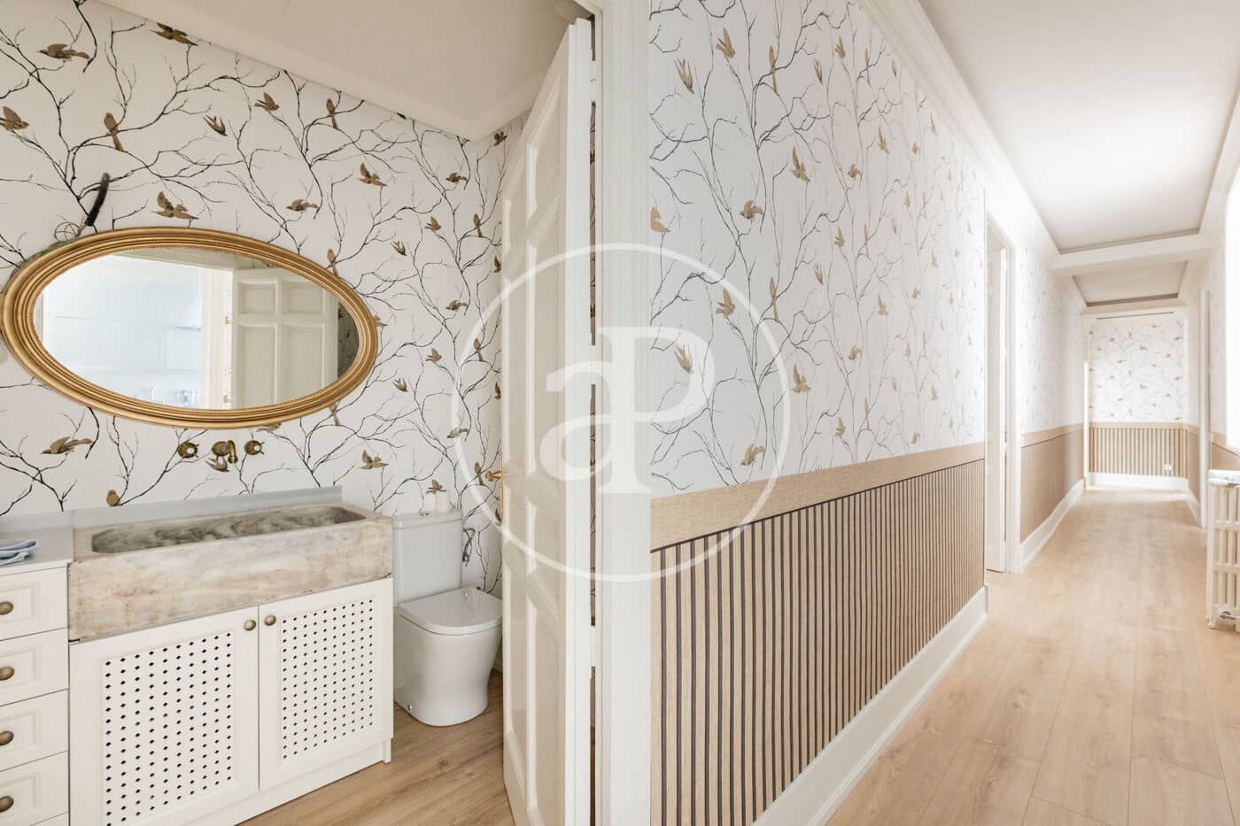 3 quarto Apartamento para arrendar em Madrid cidade - 8 000 € (Ref: 9652016)