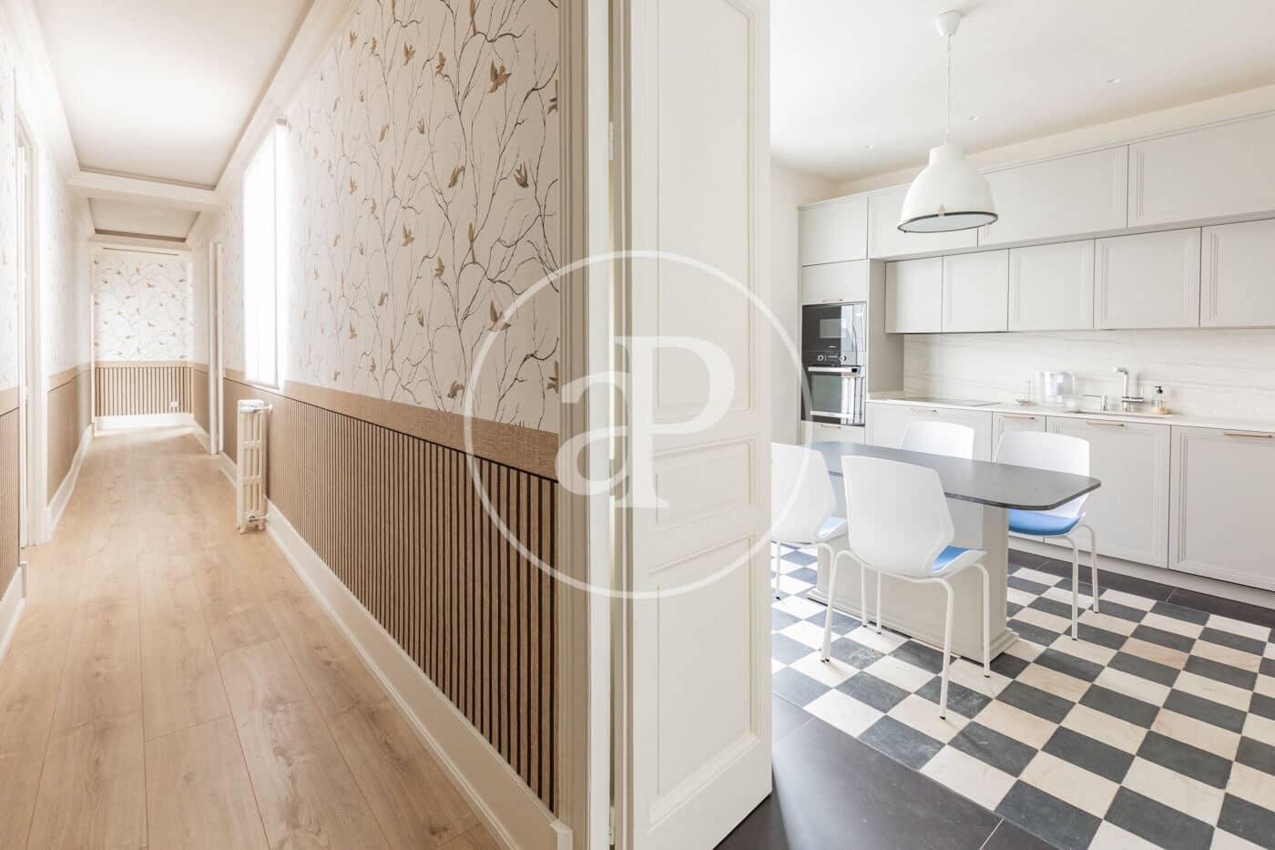 3 quarto Apartamento para arrendar em Madrid cidade - 8 000 € (Ref: 9652016)