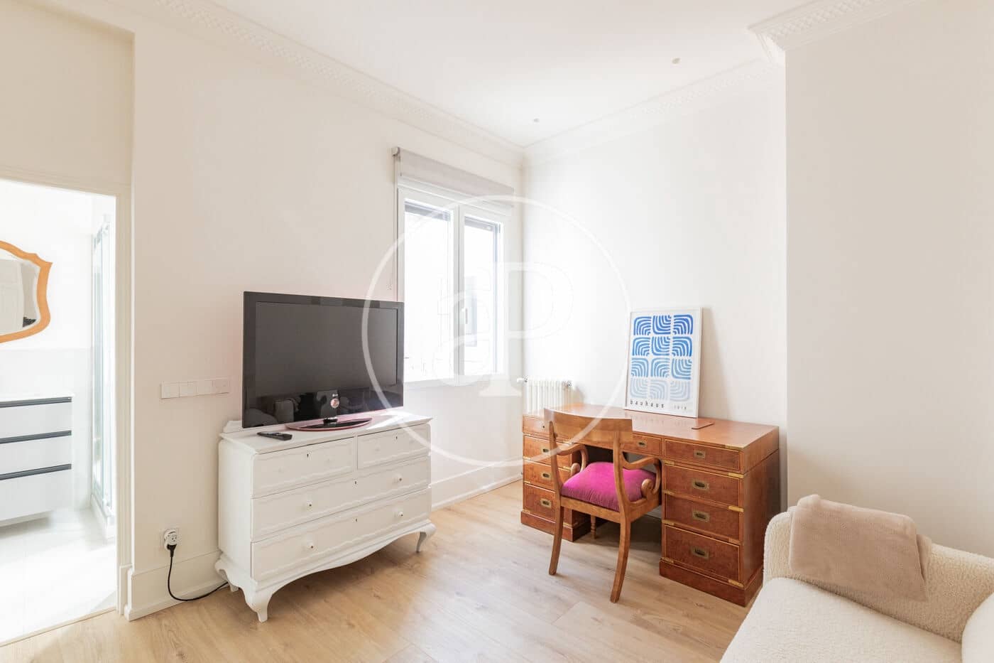 3 quarto Apartamento para arrendar em Madrid cidade - 8 000 € (Ref: 9652016)