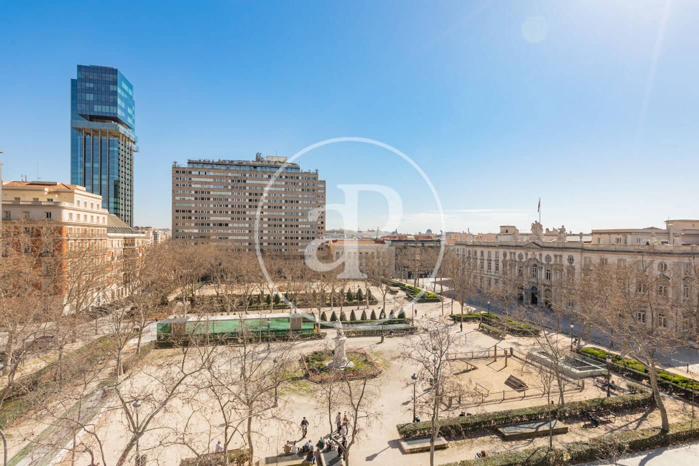 3 quarto Apartamento para arrendar em Madrid cidade - 8 000 € (Ref: 9652016)