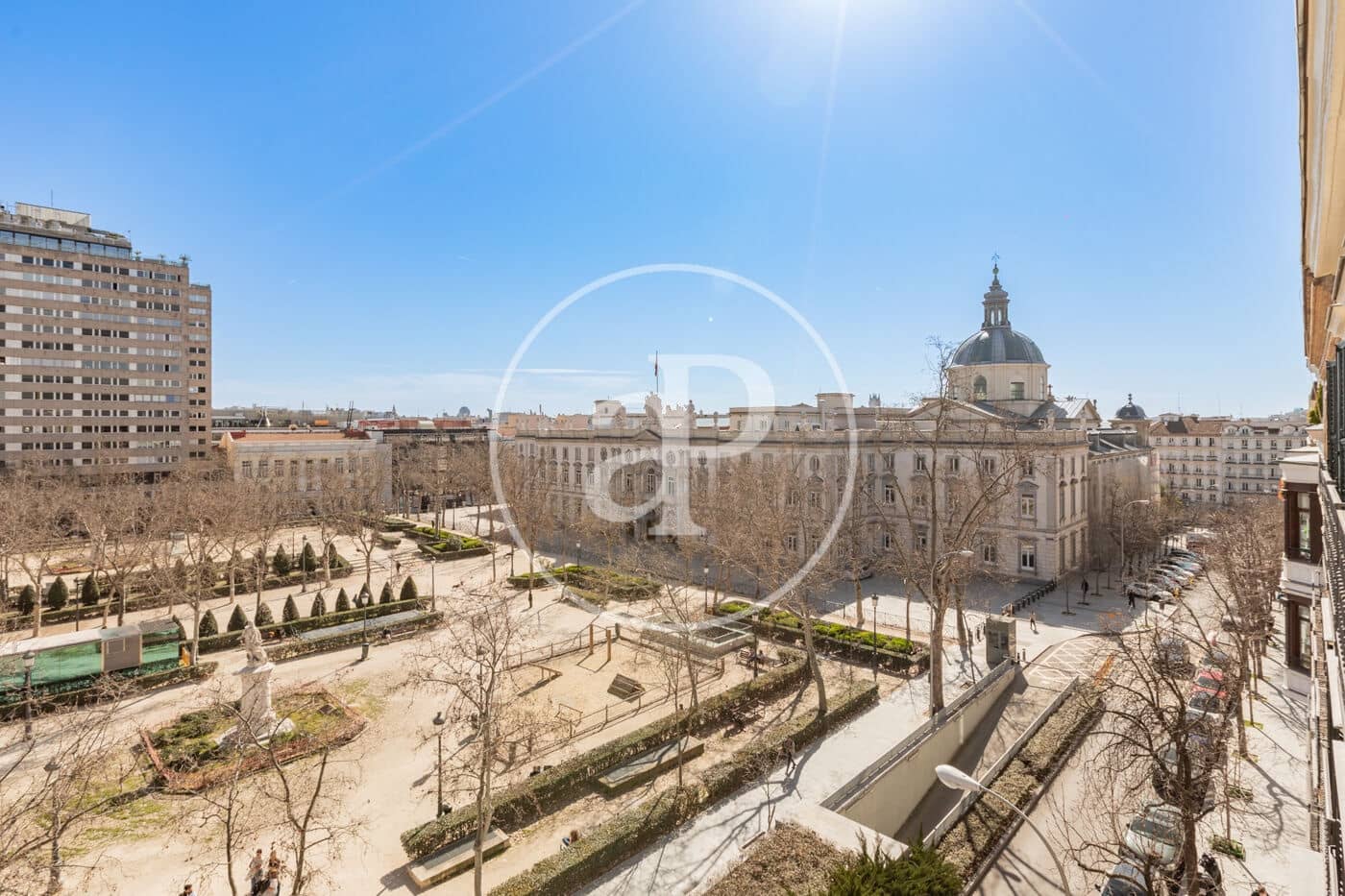 3 quarto Apartamento para arrendar em Madrid cidade - 8 000 € (Ref: 9652016)