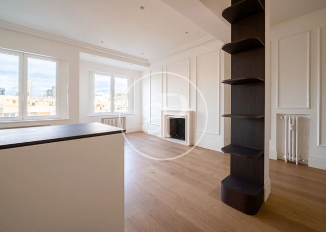 3 slaapkamer Appartement te koop in Rios Rosas, Madrid stad - € 1.580.000 (Ref: 9652017)