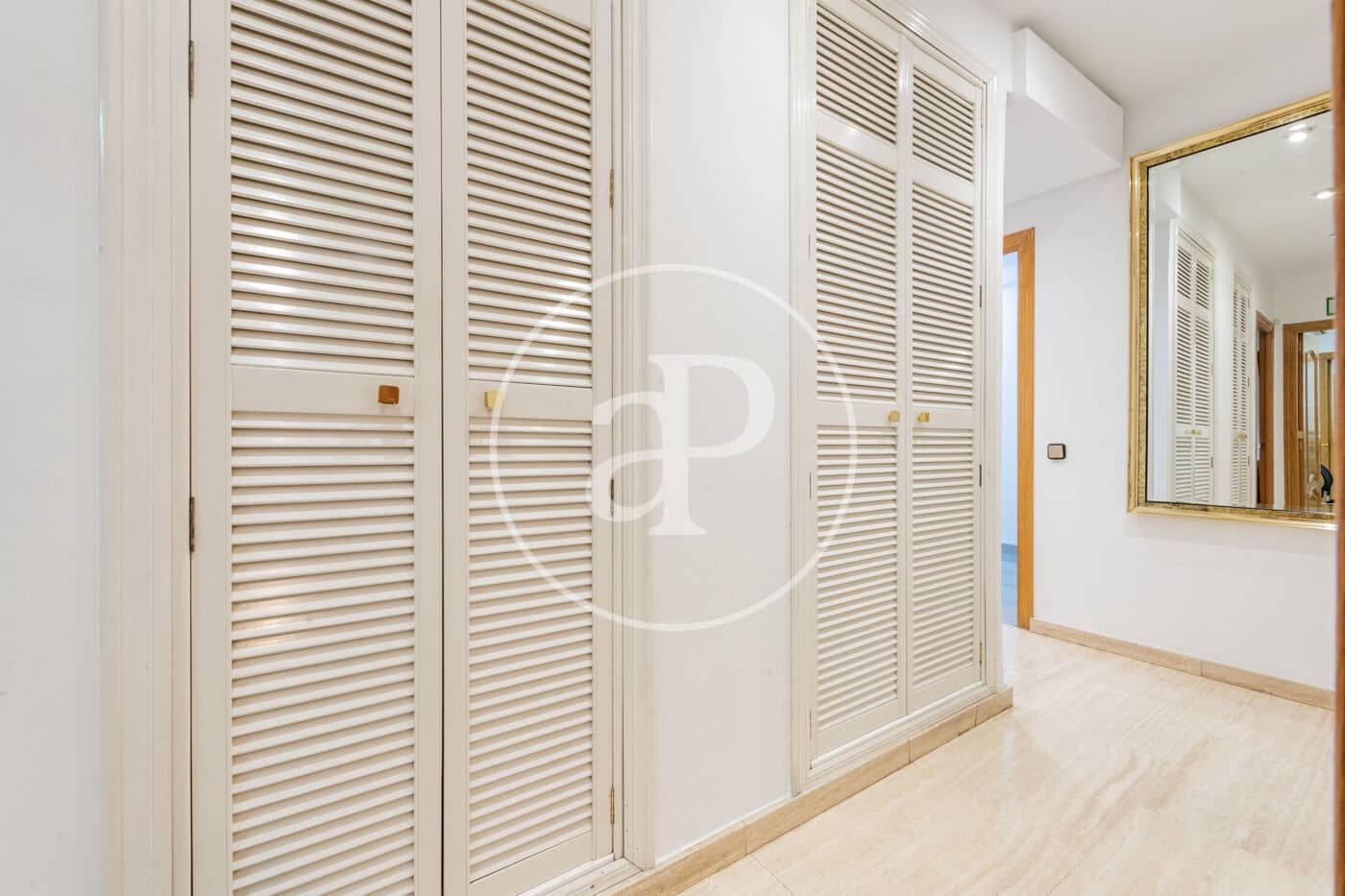 4 slaapkamer Appartement te koop in Madrid stad - € 870.000 (Ref: 9652018)