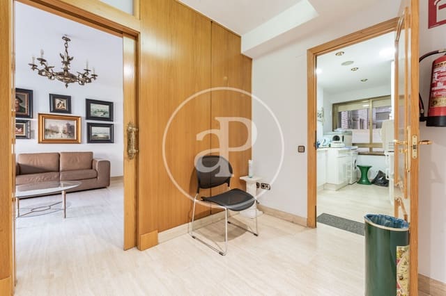 4 slaapkamer Appartement te koop in Estrella, Madrid stad - € 870.000 (Ref: 9652018)