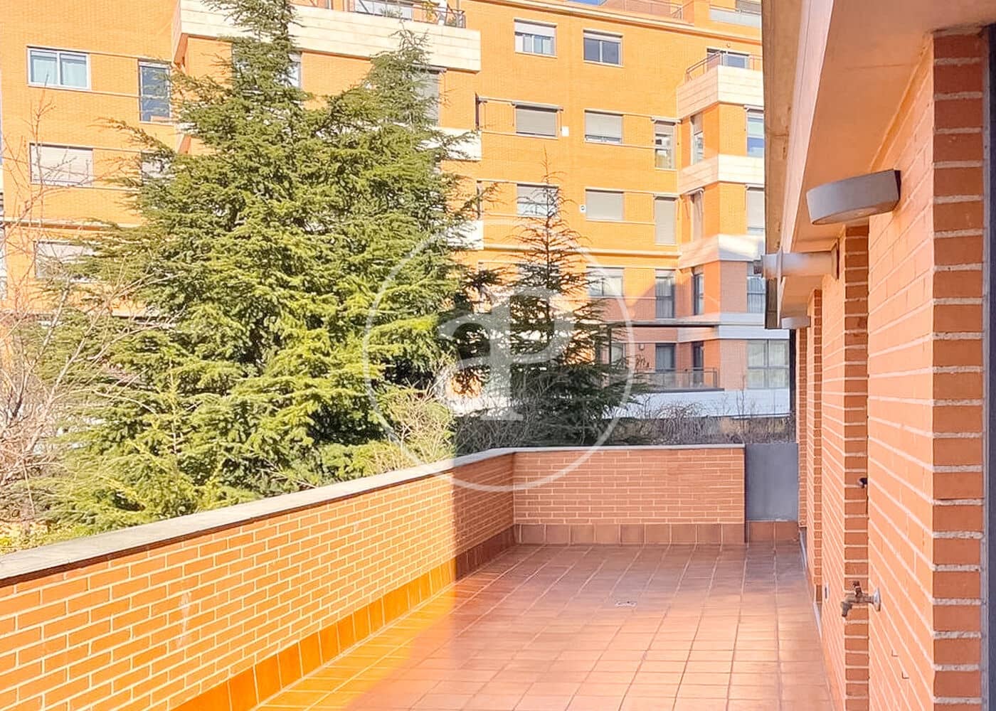 2 slaapkamer Appartement te koop in Madrid stad met zwembad - € 705.000 (Ref: 9656105)