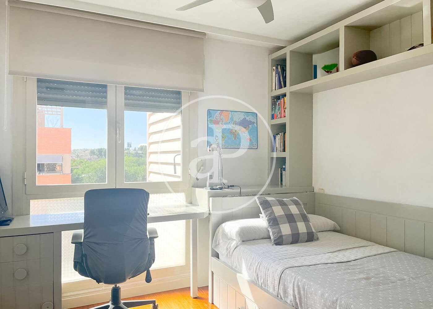 3 sypialnia Apartament do wynajęcia w Miasto Madryt z basenem - 3 000 € (Ref: 9656107)