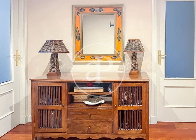 3 sypialnia Apartament do wynajęcia w Alameda de Osuna, Miasto Madryt z basenem - 3 000 € (Ref: 9656107)