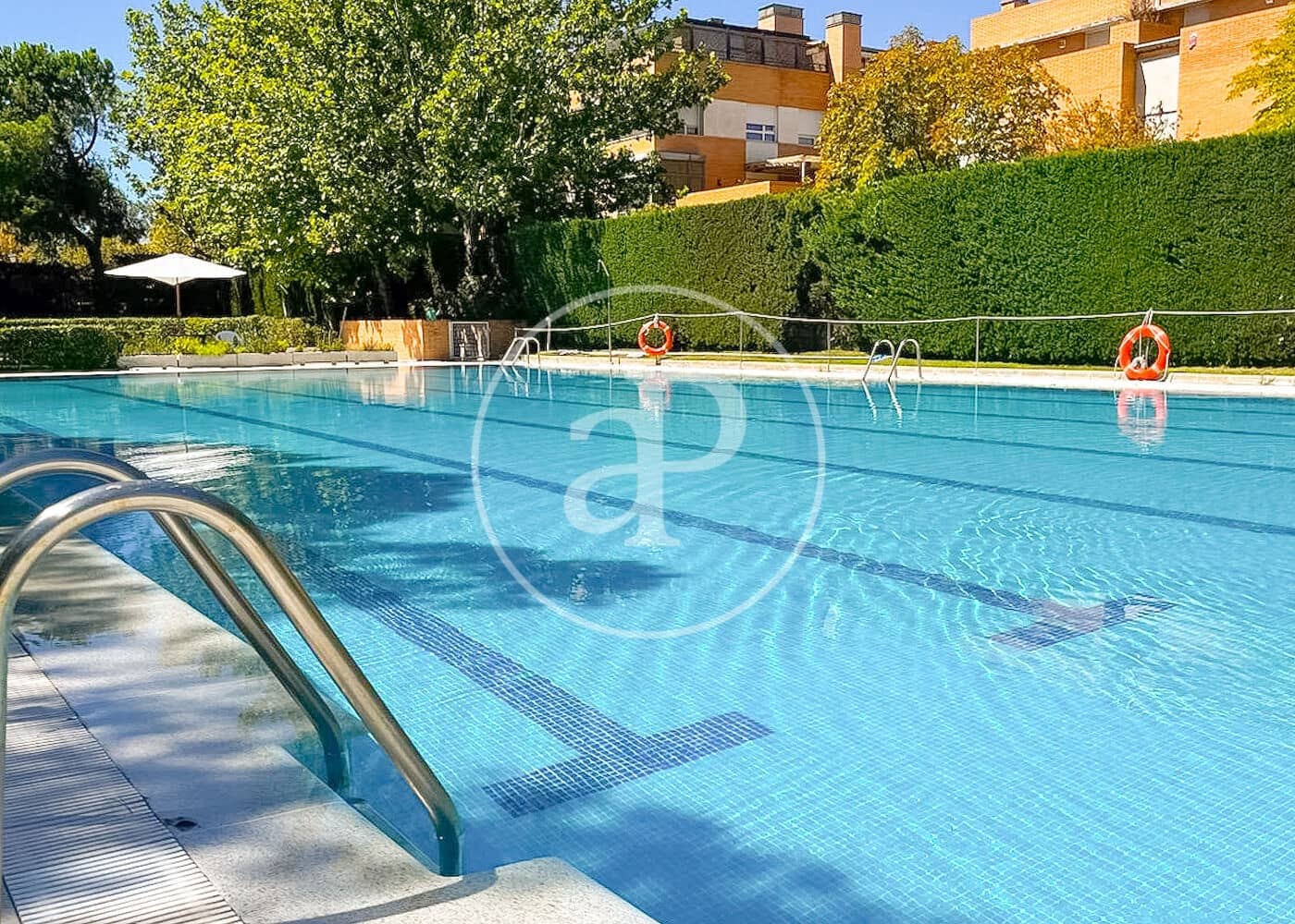 3 sypialnia Apartament do wynajęcia w Miasto Madryt z basenem - 3 000 € (Ref: 9656107)