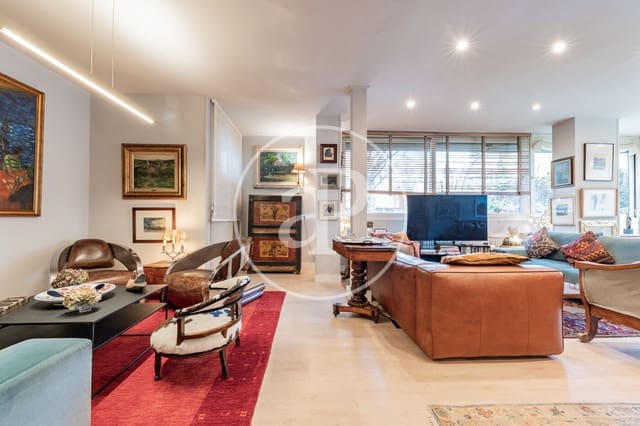 4 sypialnia Apartament na sprzedaż w San Juan Bautista, Miasto Madryt - 1 600 000 € (Ref: 9656108)