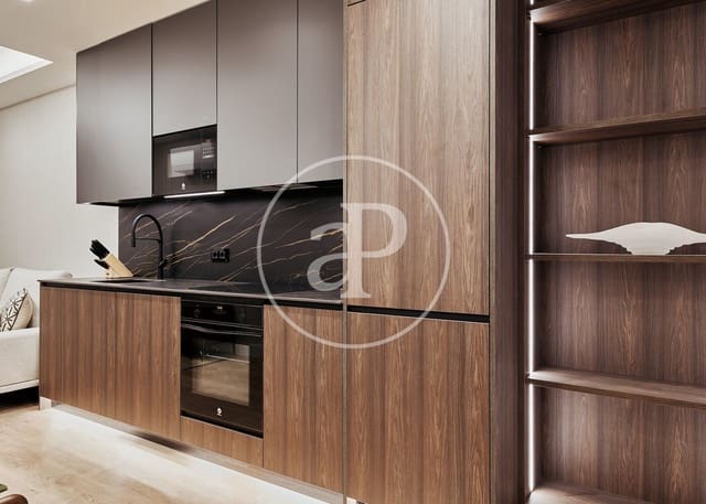 2 bedroom Apartment for sale in Almagro, Madrid city - € 899,000 (Ref: 9656110)