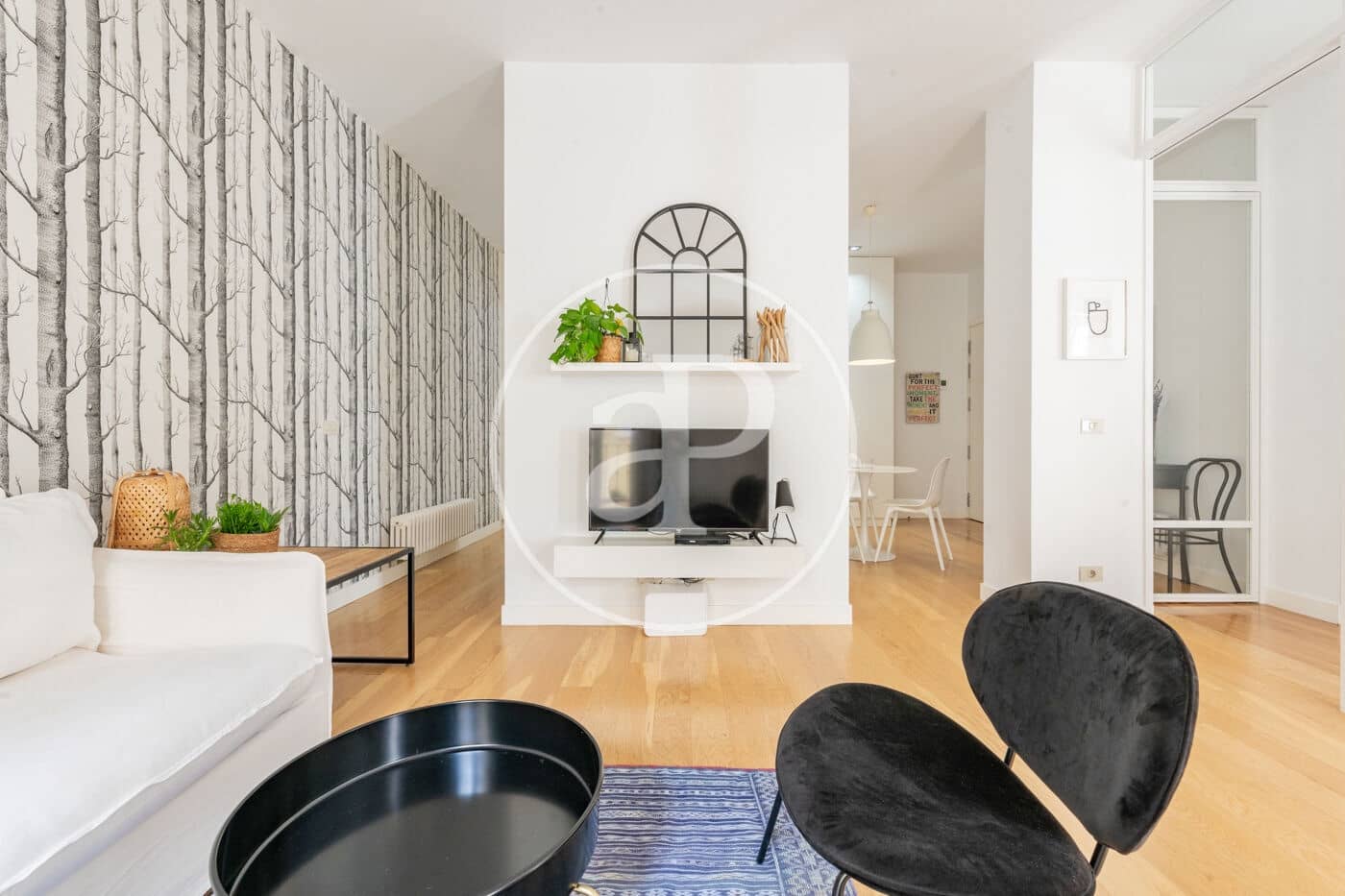 1 slaapkamer Appartement te huur in Madrid stad - € 1.900 (Ref: 9659445)