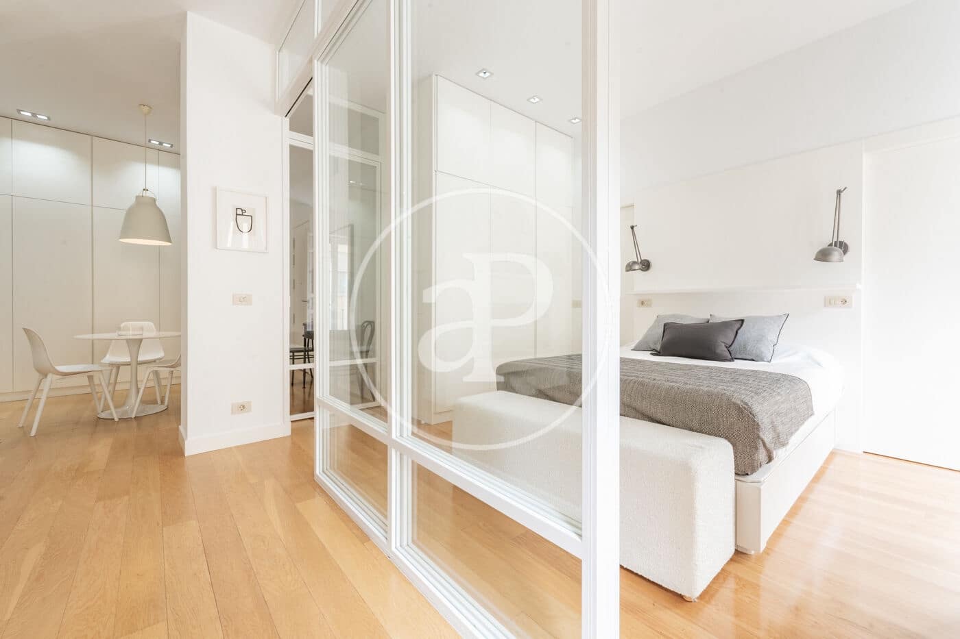 1 slaapkamer Appartement te huur in Madrid stad - € 1.900 (Ref: 9659445)