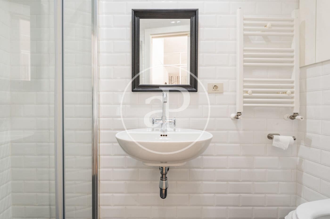 1 slaapkamer Appartement te huur in Madrid stad - € 1.900 (Ref: 9659445)