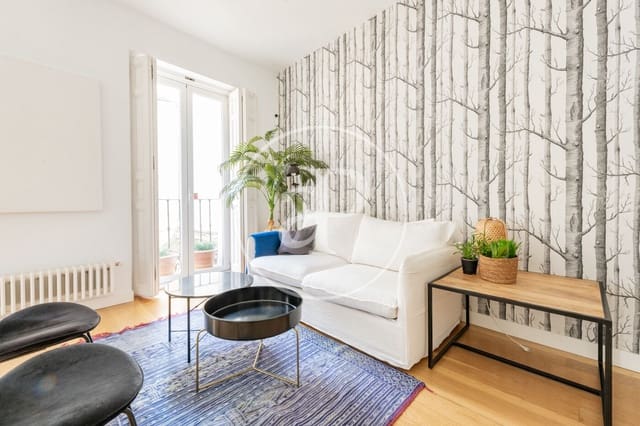 1 slaapkamer Appartement te huur in Almagro, Madrid stad - € 1.900 (Ref: 9659445)