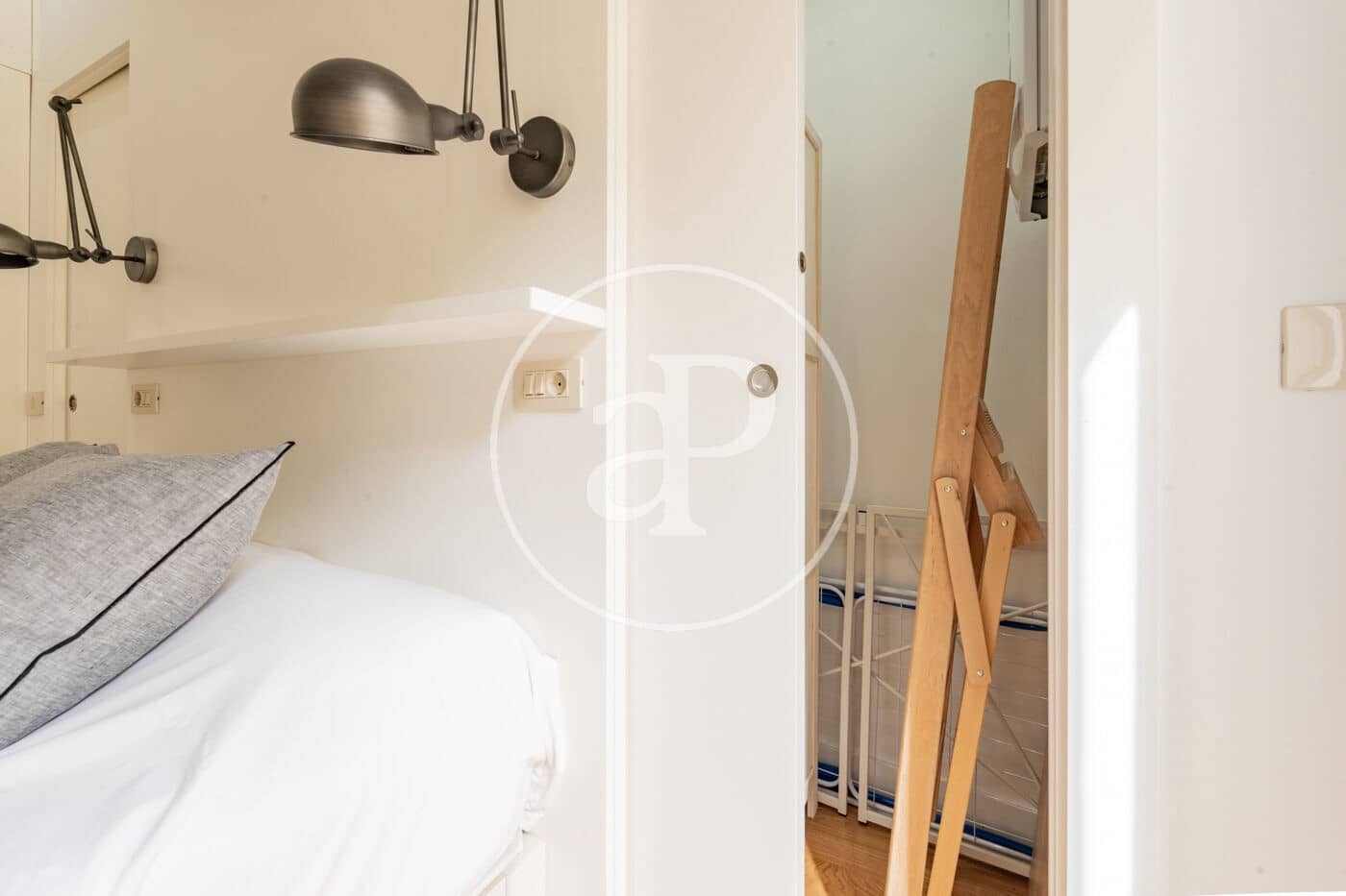 1 slaapkamer Appartement te huur in Madrid stad - € 1.900 (Ref: 9659445)