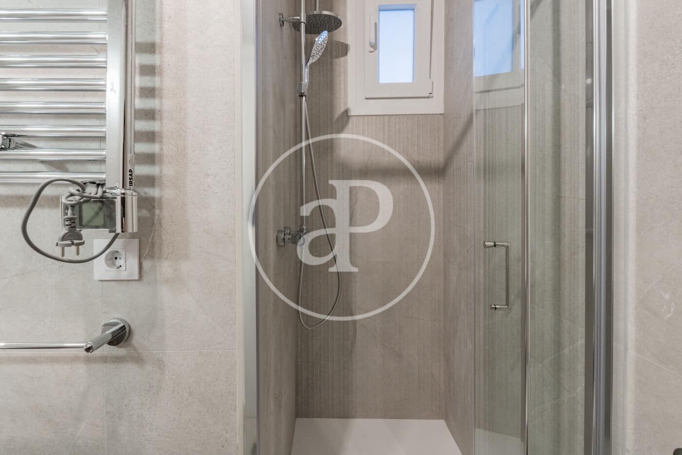 3 slaapkamer Appartement te koop in Madrid stad - € 989.000 (Ref: 9659448)