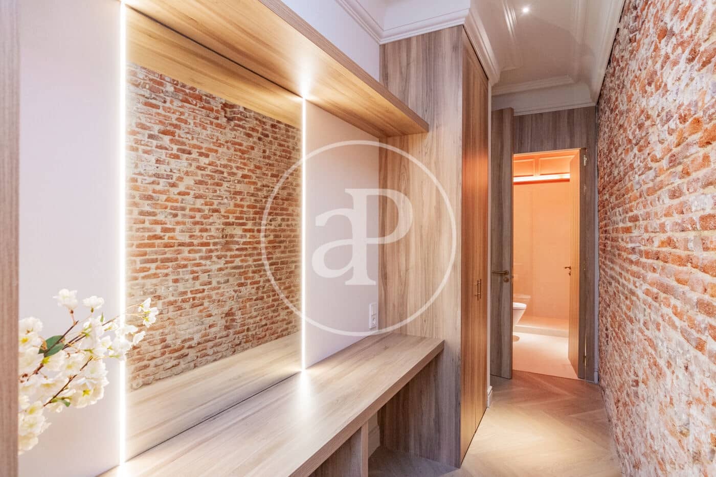 2 bedroom Apartment for rent in Madrid city - € 4,000 (Ref: 9659449)