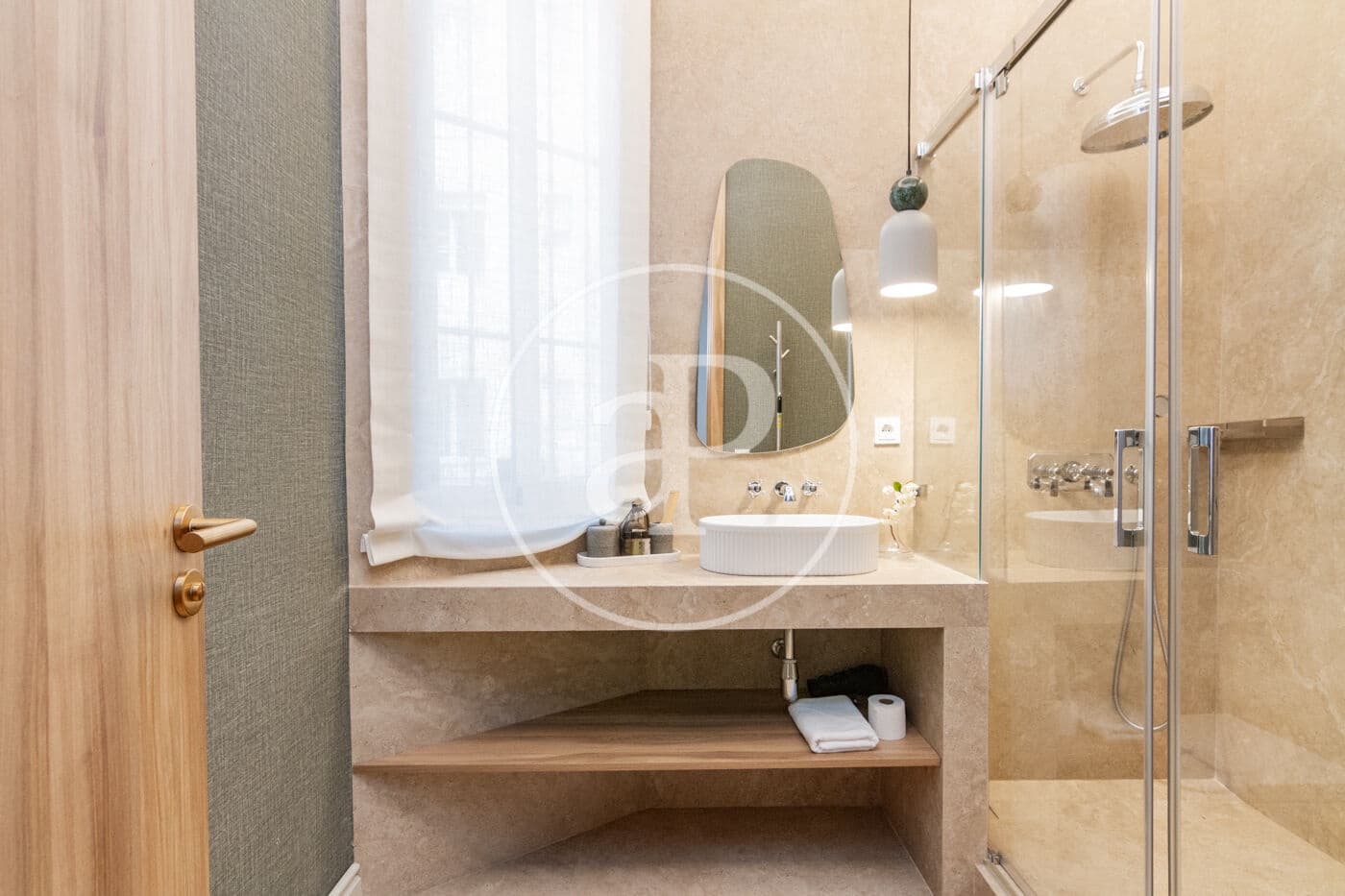 2 bedroom Apartment for rent in Madrid city - € 4,000 (Ref: 9659449)