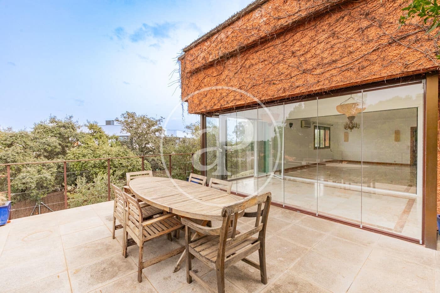 6 slaapkamer Villa te koop in San Sebastian de los Reyes met zwembad - € 1.700.000 (Ref: 9659452)