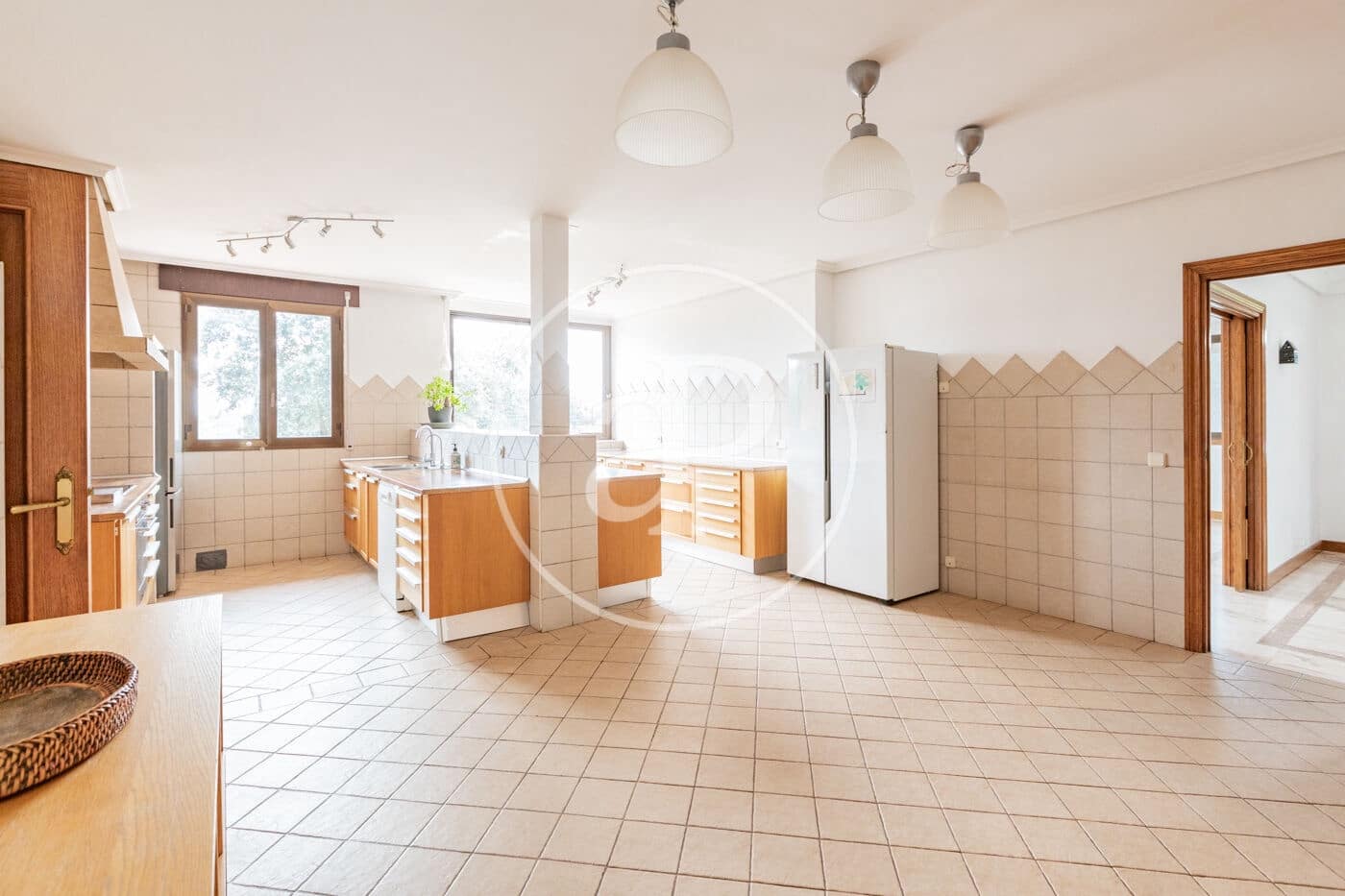 6 slaapkamer Villa te koop in San Sebastian de los Reyes met zwembad - € 1.700.000 (Ref: 9659452)