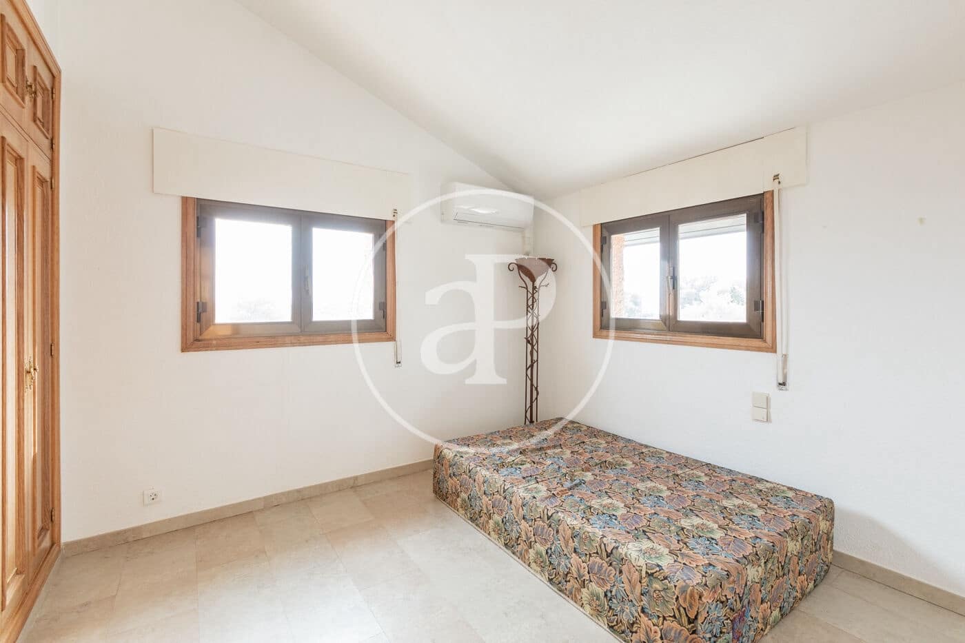 6 slaapkamer Villa te koop in San Sebastian de los Reyes met zwembad - € 1.700.000 (Ref: 9659452)