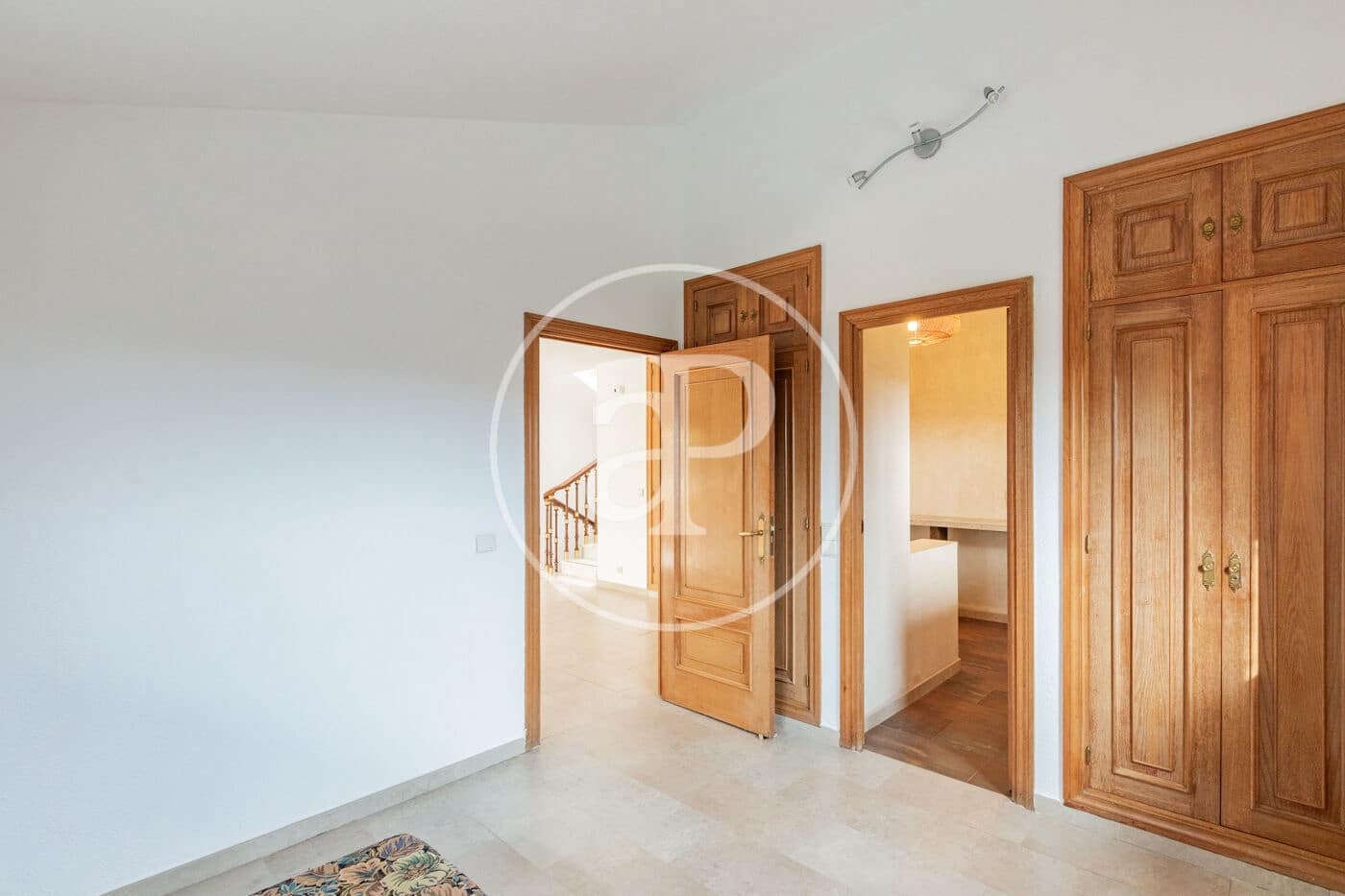 6 slaapkamer Villa te koop in San Sebastian de los Reyes met zwembad - € 1.700.000 (Ref: 9659452)