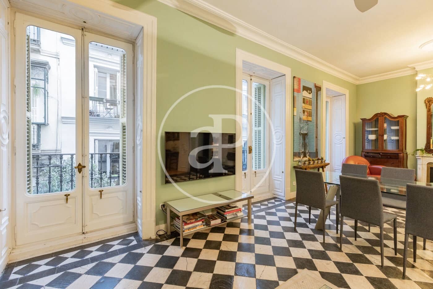 3 bedroom Apartment for rent in Madrid city - € 4,100 (Ref: 9659454)